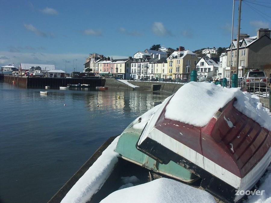 The Britannia Coaching Inn Aberdyfi ภายนอก รูปภาพ