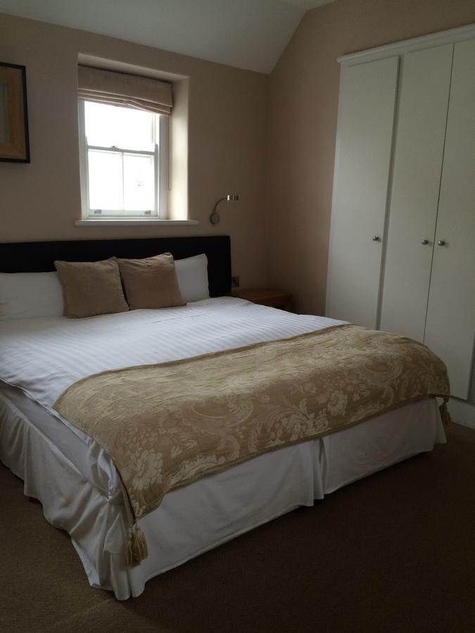 The Britannia Coaching Inn Aberdyfi ภายนอก รูปภาพ